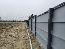 裝配式鋼圍擋價(jià)格多少錢一平米？【旭東鋼構(gòu)圍擋】